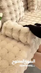  8 طقم الفرو الكرات الفاخر وصل  لمسة فخامة جاهزة تغيّر شكل كنبتك بثواني!