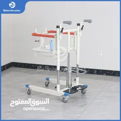  2 كرسي  و ونش "هايدروليك "لدخول الحمام و الحركة لكبار السن