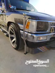  5 تويوتا هايلوكس 93