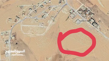  6 من المالك مباشرة 20 قطعة أراض سكنية شارع الحزام  ( المغيرات/وادي القطار )شرق عمان  مفروزة جديد للبيع