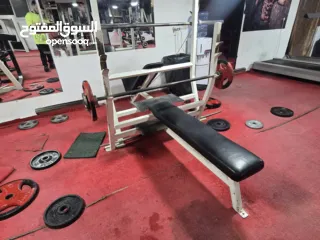  12 نادي حديد كامل الاجهزة