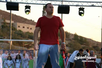  13 جسر إضاءة للحفلات وأفتتاح المحلات