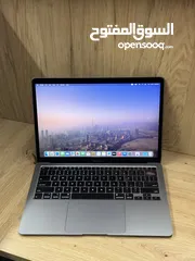  1 MacBook Air 2020