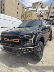  3 بكب Ford F150 Lariat بحالة ممتازة للبيع 4*4 ماتور 5000 cc نظام فصل سلندرات