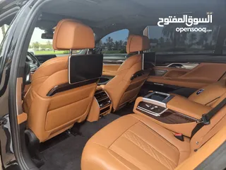  6 BMW 740Li 2017 GCC PANORAMA FULL OPTION NO ACCIDENT ORIGINAL PAINTS