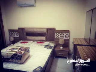  6 شقه مفروشه للايجار في منطقه شارع الجامعه 70 م