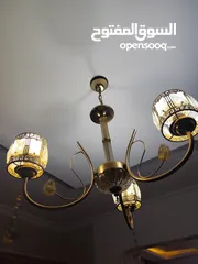  1 ثريات  لون ذهبي مميز