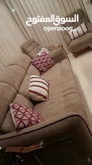  2 طقم كنب بحاله ممتازه