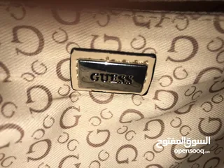  5 حقيبة يد من guess