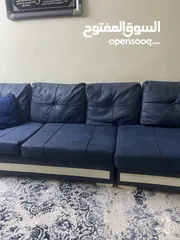  2 كنب مودرن مستعمل بحالة جيده للبيع بسعر مغري