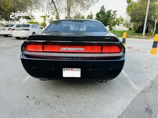  2 Dodge Challenger V6 Full Option SXT Plus(Expat Owned)