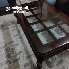  3 طاولة سفرة وفضية مصري حفر من الطراز الرفيع .   كراسي خشب زان عدد 8   للإستفسار