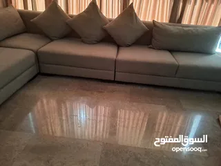  2 طقم كورنر جديد استعمال 4 شهور للبيع