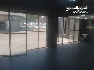  3 محل للايجار مع خلو المنطقه الصناعيه البيادر