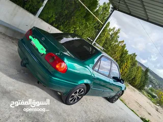  4 تويوتا موديل 2001