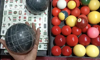  8 طابات بلياردو وسنوكر سندلس قديم