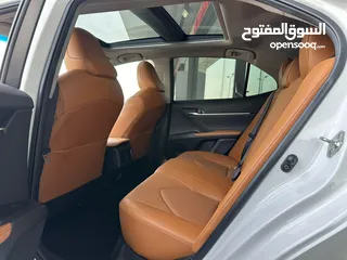  8 تويوتا كامري جراند سبورت  GRAND SPORT V6 سته سلندر ابيض / زعفراني خليجي