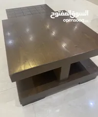  2 كنب لف جلوس  وطاولة وسط مستعمل بحالة جيدة جدا
