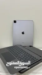  18 Ipad pro 12.9 M2 512GB
