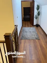  22 شقة مع روف 4 غرف فندقية مفروشة ملوكي للإيجار    السعر لليوم •اقل مدة اسبوع•