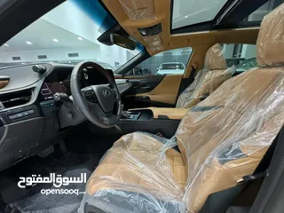  4 Lexus ES-350 Exclusive 2023 (Grey)