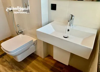  27 استوديو مفروش 5 نجوم جديد لم يسكن بعد - مجهز بالكامل في الشميساني من المالك مباشرة