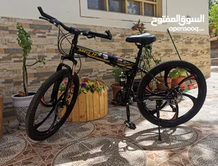  1 دراجة هوائية شبه جديدة للبيع