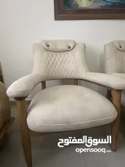  8 اثاث منزلي للبيع