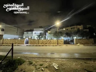  1 بيت مستقل - طابقين - مجدد بالكامل - ايدون