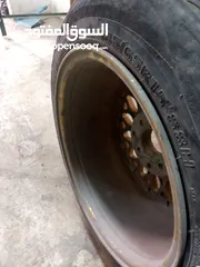  4 جنط 15للبيع مشبك لون ذهبي