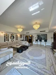  18 شقة واسعة للبيع في امواج  Spacious apartment for sale in Amwaj