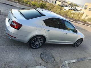  2 Skoda لورين&كلمنت