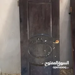  2 4 درف ابواب خشبية مستعملة بحاجة لصيانة