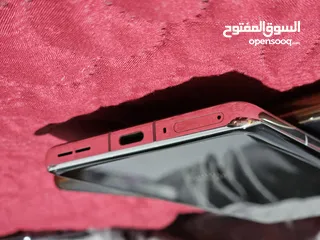  6 OnePlus 12 بحاله ممتازه قابل للتفاوض