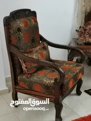  2 طقم كنب زان بحالة الوكالة بسعر مغري