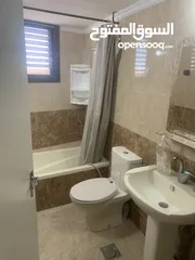  5 شقة طابق ثاني