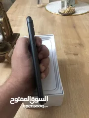 4 iPhone 11 Black