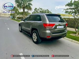  4 JEEP GRAND CHEROKEE 2011