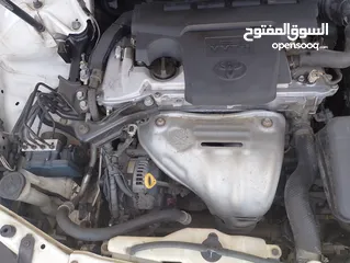  24 تويوتا كامري  موتور نظيف جدا 2014 ماشي 240000 km رقم ثلاثه حالة الموتور ممتاز  استعمال مدرس مدرسه