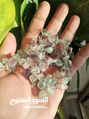  8 نوادر حجر كريم أخضر خام غير مصقول مازونايت جميل جدا