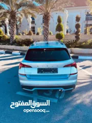  8 سياره سكودا كميك للبيع لون رمادي