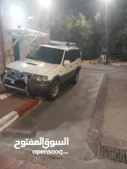  3 نيسان تيرانو متور 2700