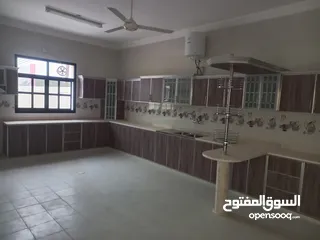  6 فيلل و المنازل جديد للبيع في محافظة البريمي
