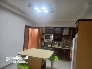  12 شقه مفروشه للايجار عبدون 100م  قرب مطعم  الاسره