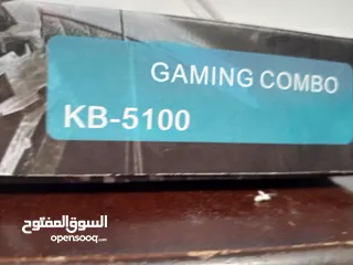  16 كيبورد + ماوس قيمنق  مستعمل مرة واحد و استعمال خفيف من شخص مبتدئ جدا ولا يتقن العب فيه