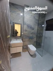  17 خلدا 245م طابق اول بسعر مناسب