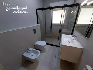  9 شقة شبه ارضية في منطقة الدوار الرابع ( Property ID : 30244 )