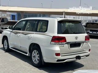  4 Toyota land-cruiser 2016 5.7 full option