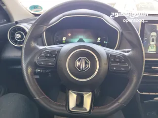  17 MG EHS plug in hybrid 2022 ماتور 1500 هايبرد بقوة 284 حصان