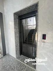  13 تشطيب ملوكي مع تدفئة تحت البلاط في طريق المطار خلف المدارس العالمية